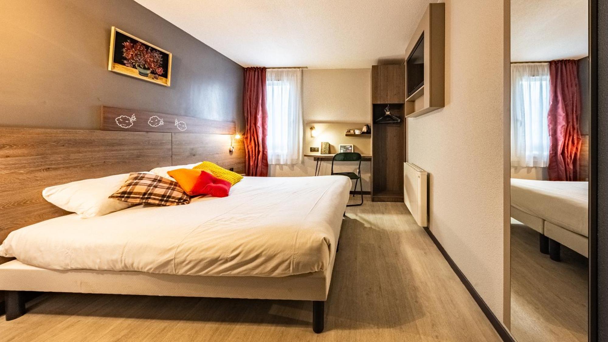 Greet Hotel Massieux Lyon Nord Buitenkant foto