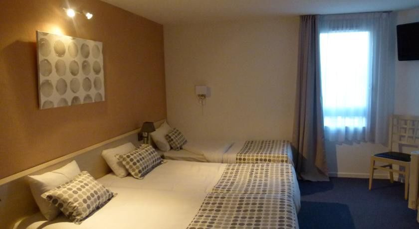 Greet Hotel Massieux Lyon Nord Buitenkant foto